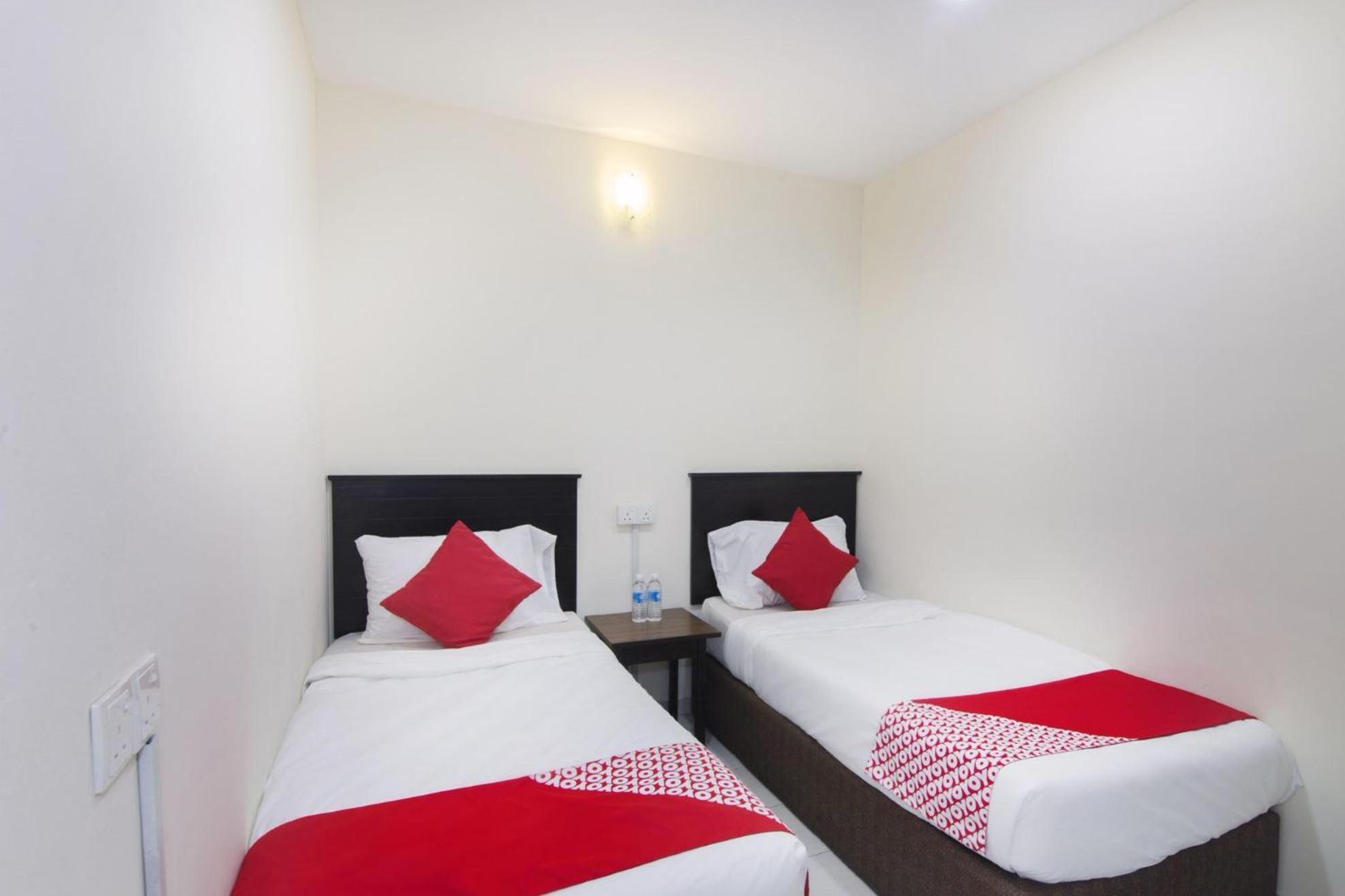Oyo 91130 Hotel 91 Bukit Mewah Kajang Εξωτερικό φωτογραφία