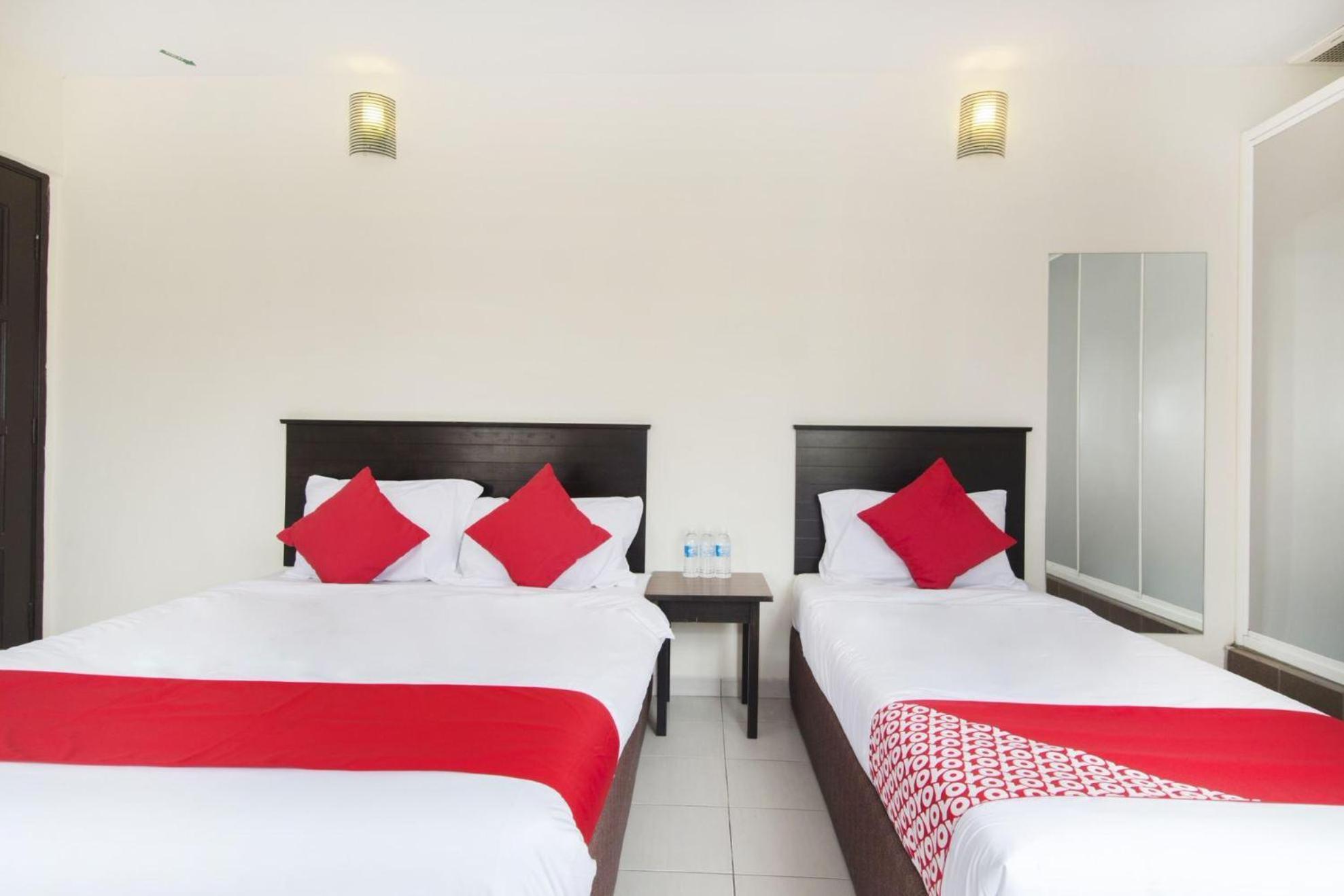 Oyo 91130 Hotel 91 Bukit Mewah Kajang Εξωτερικό φωτογραφία