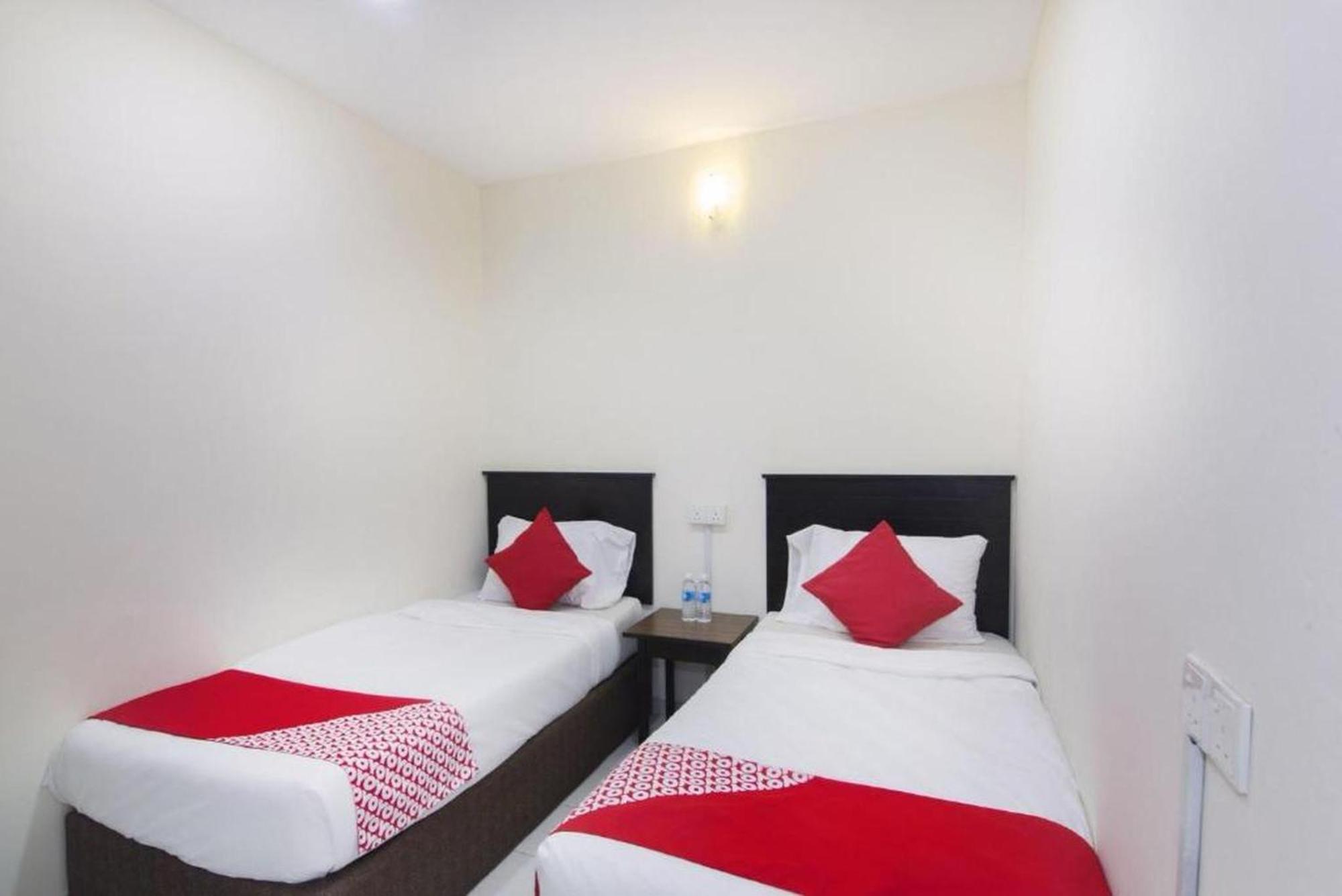 Oyo 91130 Hotel 91 Bukit Mewah Kajang Εξωτερικό φωτογραφία