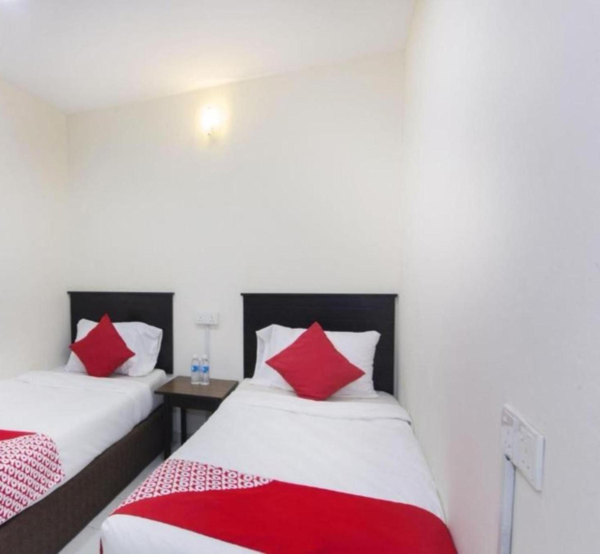 Oyo 91130 Hotel 91 Bukit Mewah Kajang Εξωτερικό φωτογραφία
